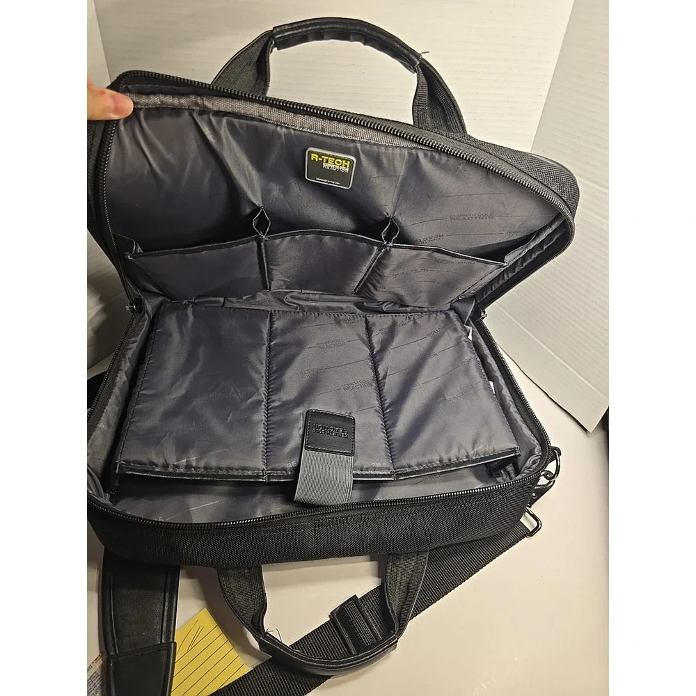 Kenneth Cole Reaction Laptop Business Travel Bag‎ Carry On Black EUC